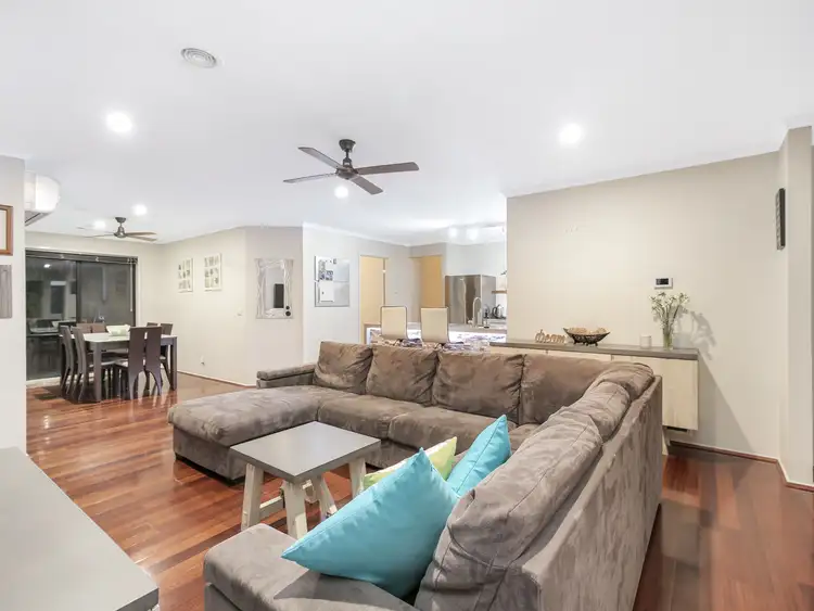 Fifth view of Homely house listing, 10 Dover Court, Narre Warren South VIC 3805