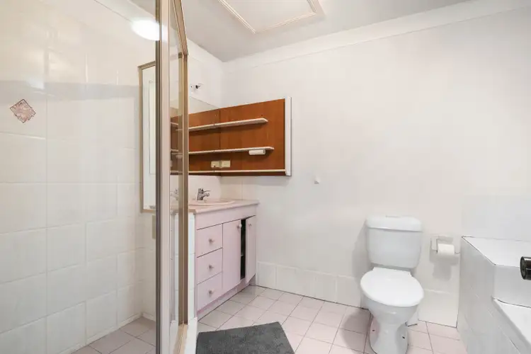 Fifth view of Homely house listing, 4 Sapphire Court, Kenmore QLD 4069