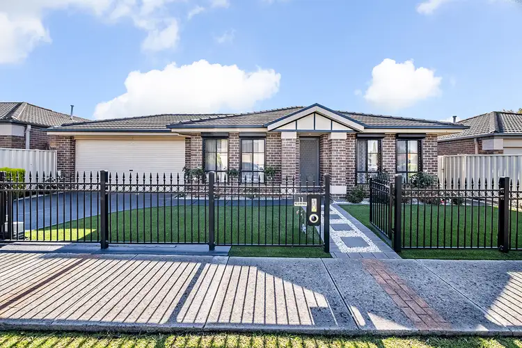 11 Genista Road, Cranbourne West VIC 3977