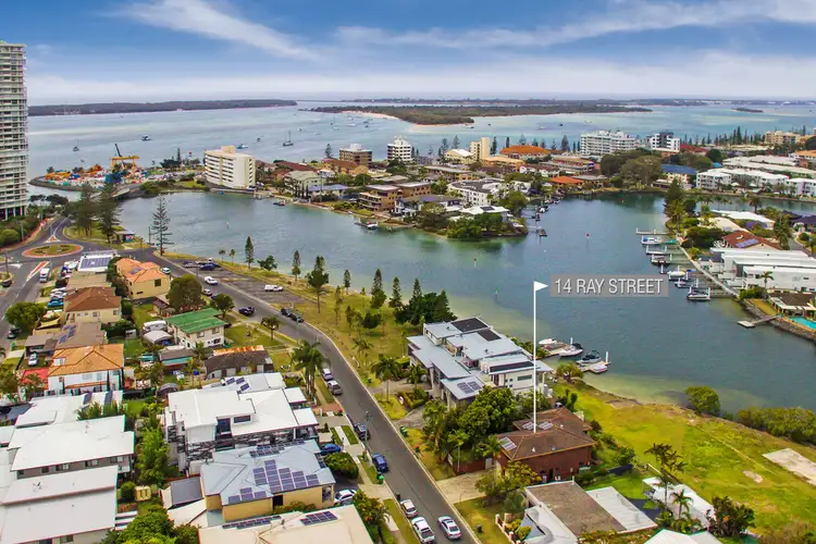 14 Ray Street, Runaway Bay QLD 4216