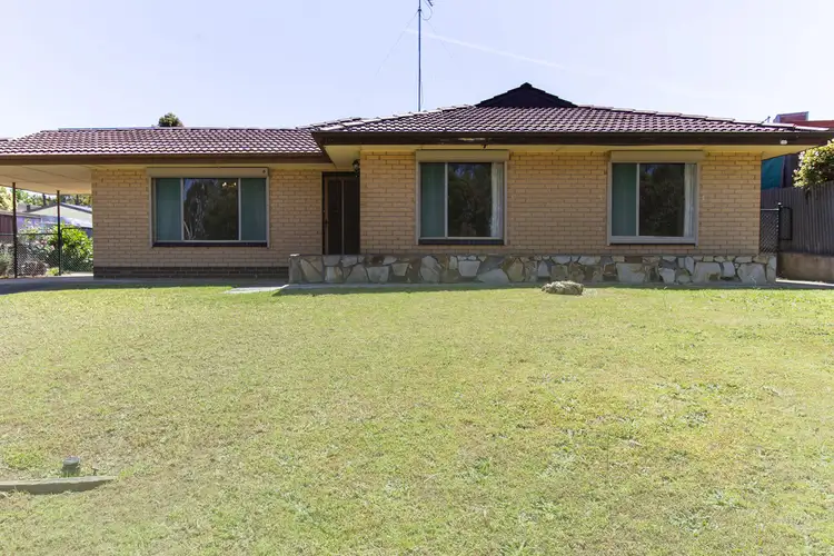 14 Arnold Drive, Hackham SA 5163