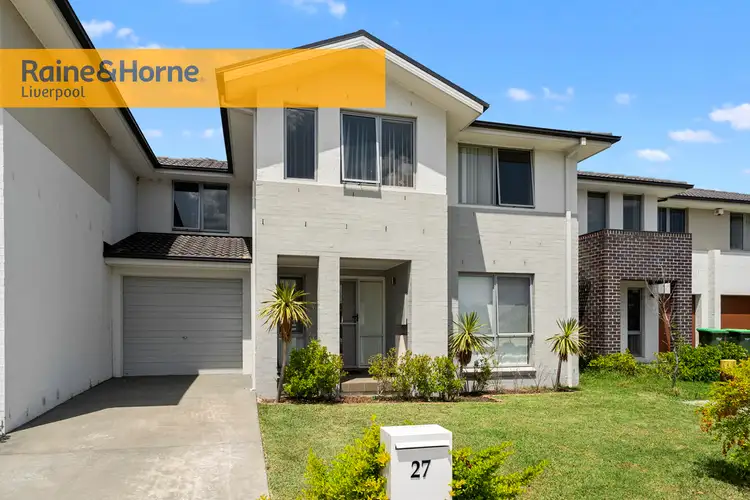 27 Sovereign Circuit, Glenfield NSW 2167