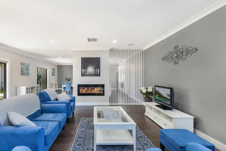 5A Lloyd Street, Knoxfield VIC 3180