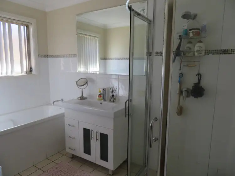 Sixth view of Homely unit listing, 1/127 Hanley Street, Gundagai NSW 2722