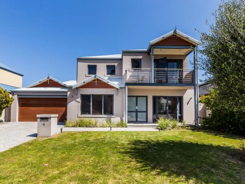 Main view of Homely house listing, 4 Hogg Avenue, Salter Point WA 6152
