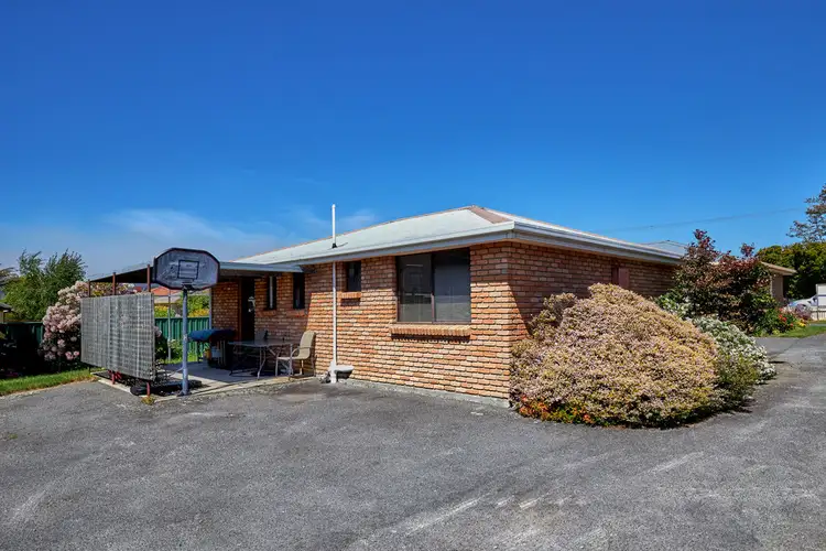 2/22 Haig Street, Mowbray TAS 7248