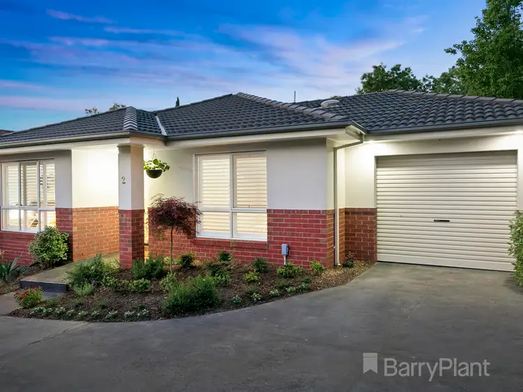 2/15 Newman Road, Croydon VIC 3136