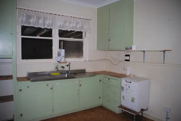 Fourth view of Homely house listing, 6 Pearse Road, Dongara WA 6525