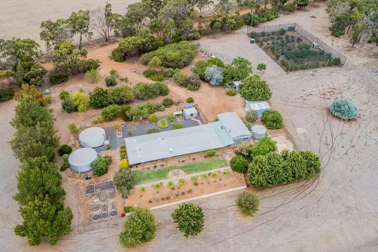 14 Stanton Road, Boyup Brook WA 6244