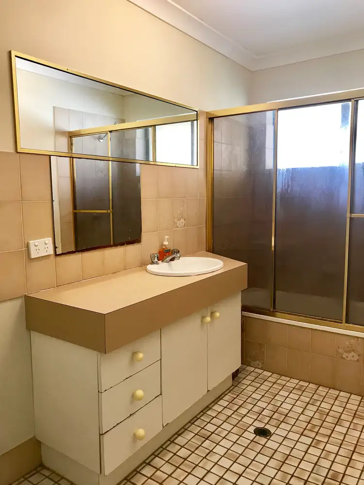 Fifth view of Homely unit listing, 10/66 Oxford Terrace, Taringa QLD 4068