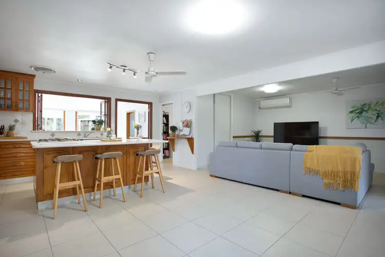 19 Dampier Drive, Andergrove QLD 4740