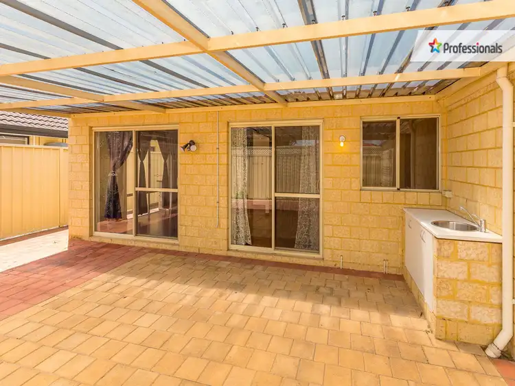 Sixth view of Homely house listing, 2/15 Queen Street, Bentley WA 6102