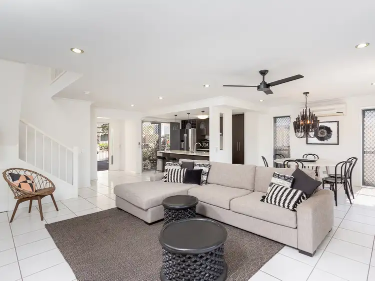 70 Venice Street, Burleigh Waters QLD 4220