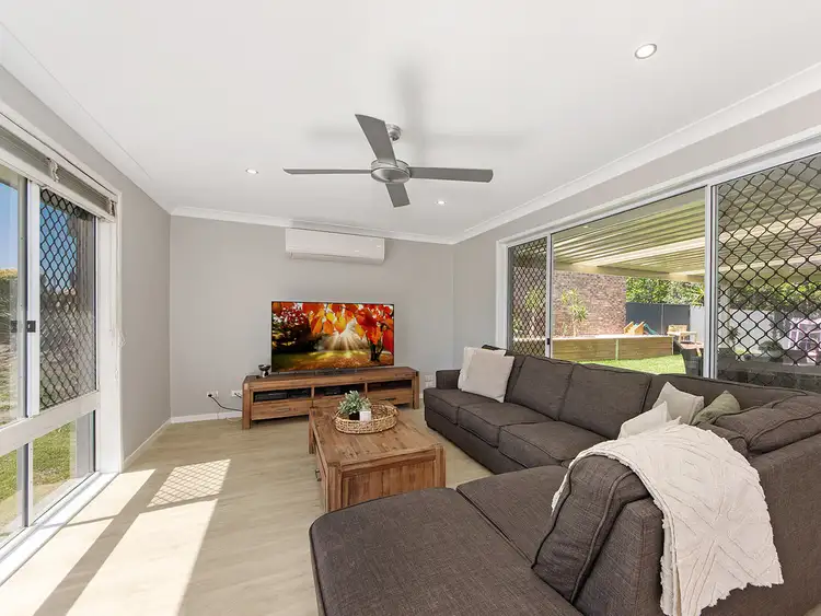 Fifth view of Homely house listing, 4 Highfield Drive, Merrimac QLD 4226