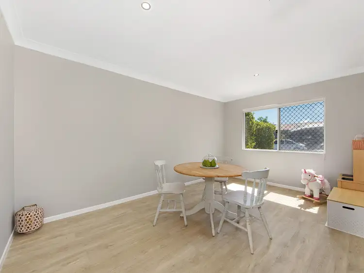 Sixth view of Homely house listing, 4 Highfield Drive, Merrimac QLD 4226