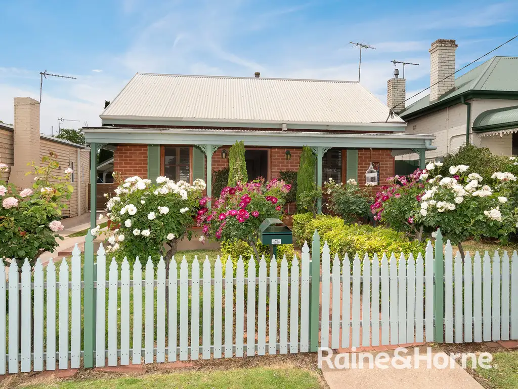 Main view of Homely house listing, 25 Collins Street, Turvey Park NSW 2650