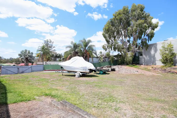 9 Hanworth Court, Yamanto QLD 4305