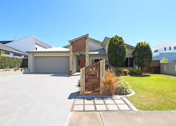 19 Lady Penrhyn Drive, Eli Waters QLD 4655