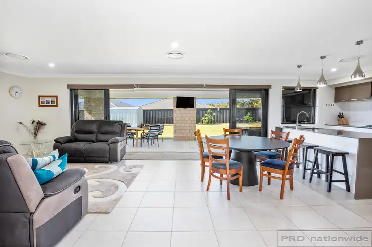 Fifth view of Homely house listing, 2 Birdwood Street, Chisholm NSW 2322