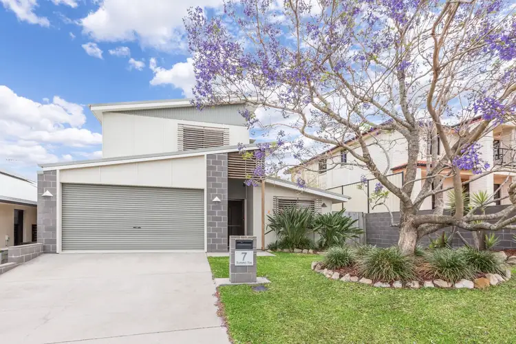 7 Summit Terrace, Forest Lake QLD 4078
