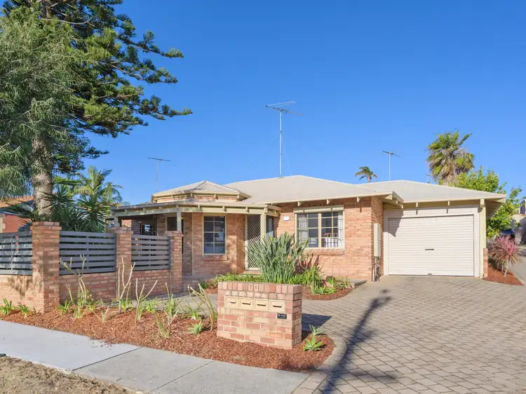 1/74 Deanmore Road, Scarborough WA 6019