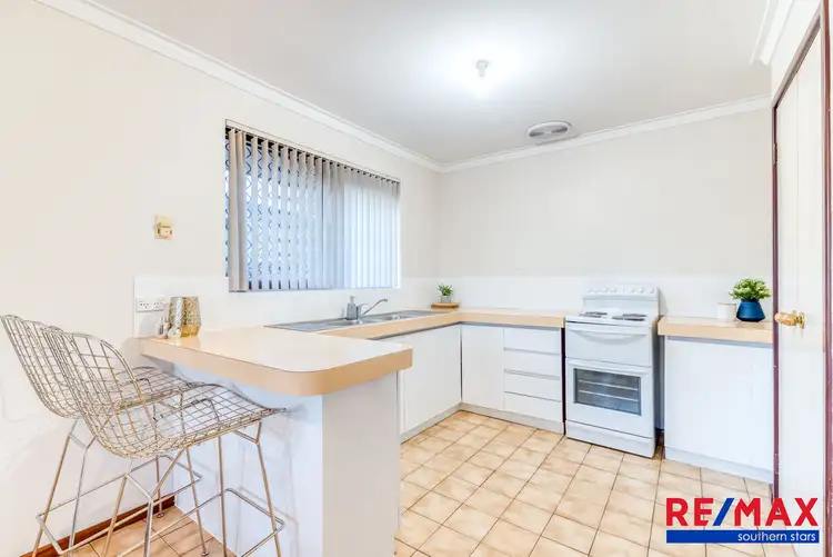 Sixth view of Homely villa listing, 2/52 George Way, Cannington WA 6107