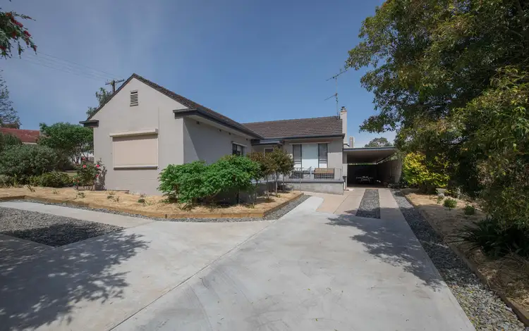32 MEMORIAL DRIVE, Naracoorte SA 5271