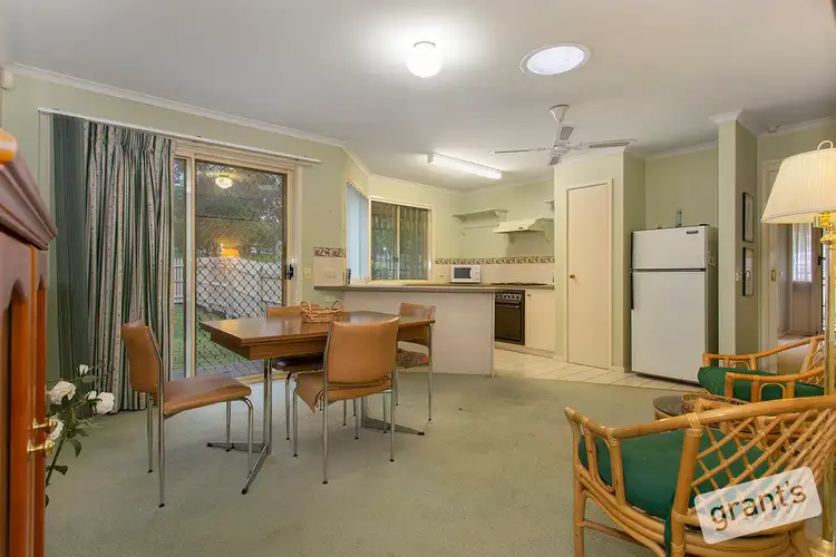 Seventh view of Homely house listing, 27 Adelaide Close, Berwick VIC 3806