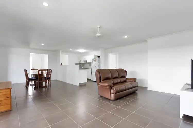 13 Amelia Drive, Mirani QLD 4754