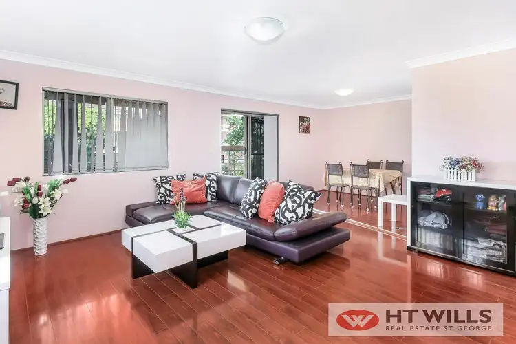 Third view of Homely unit listing, 2/90 Queens Road, Hurstville NSW 2220