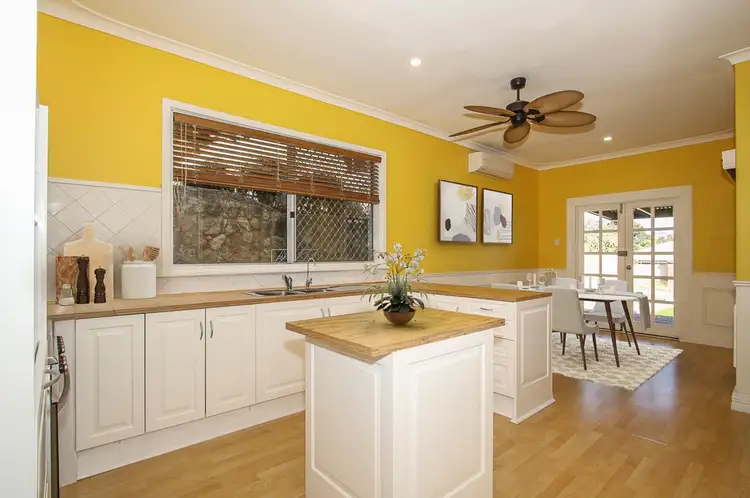 6 Amherst Road, Swan View WA 6056