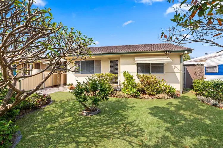 14 Stella Road, Umina Beach NSW 2257