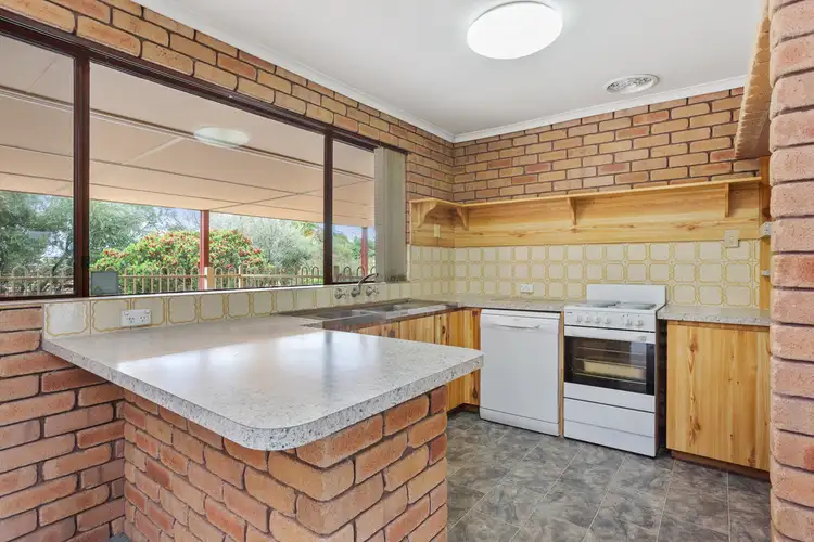 Seventh view of Homely house listing, 5 Rae Place, Leeming WA 6149