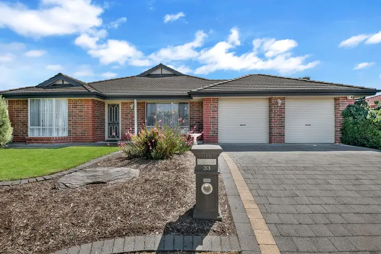 33 Simone Crescent, Morphett Vale SA 5162