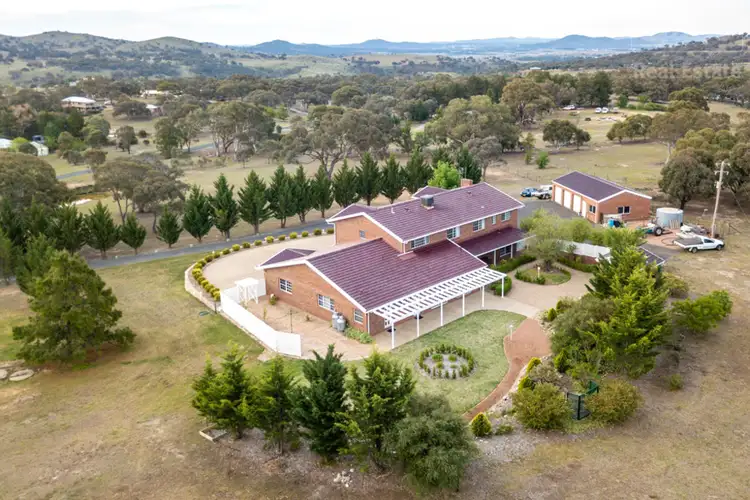 Fifth view of Homely house listing, 10 Swan Drive, Googong NSW 2620
