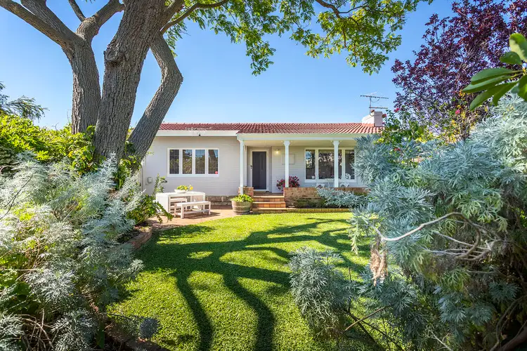 12a Kelsall Crescent, Manning WA 6152