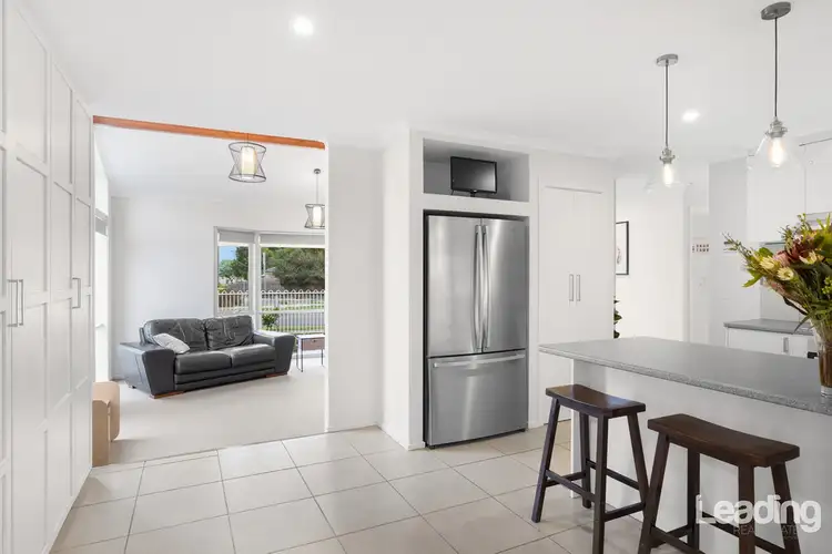 Fifth view of Homely house listing, 190 Mitchells Lane, Sunbury VIC 3429