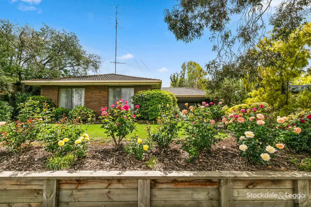 Main view of Homely house listing, 8 Valley View Crescent, Leongatha VIC 3953