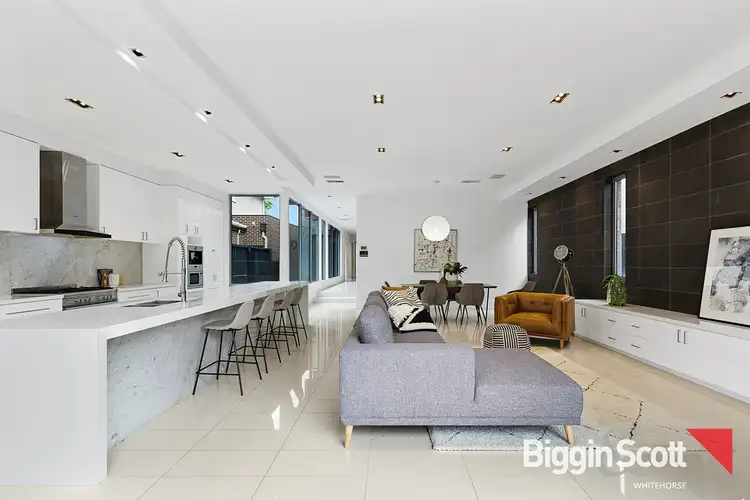 51 Woodhouse Grove, Box Hill North VIC 3129