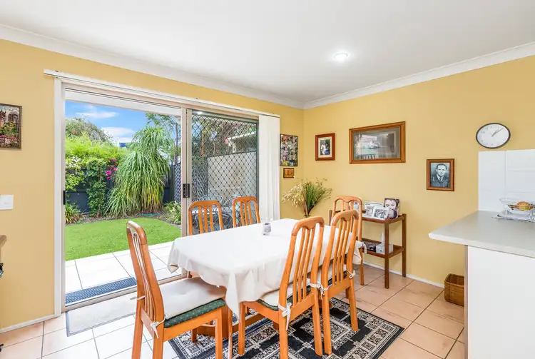 Second view of Homely semi-detached listing, 2/5 Albatross Circuit, Tweed Heads West NSW 2485