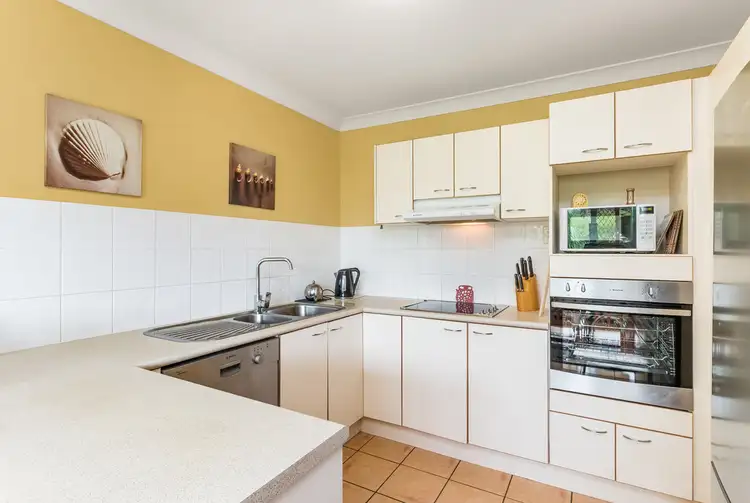 Fourth view of Homely semi-detached listing, 2/5 Albatross Circuit, Tweed Heads West NSW 2485