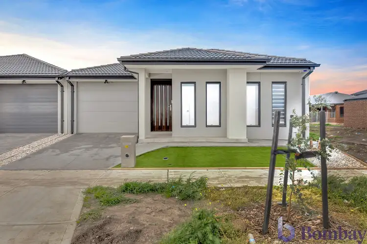 13 CLERKENWELL STREET, Wollert VIC 3750
