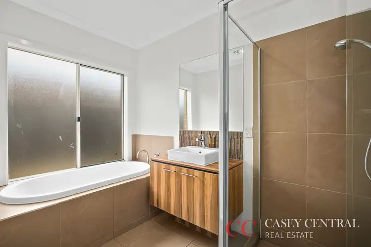 Sixth view of Homely house listing, 142 Mountainview Boulevard, Cranbourne North VIC 3977