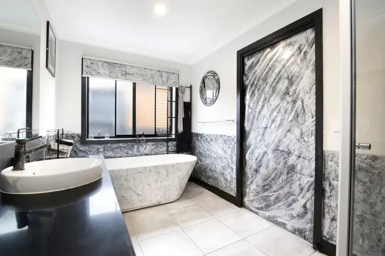 Fourth view of Homely house listing, 8 Noranda Circuit, Harkness VIC 3337