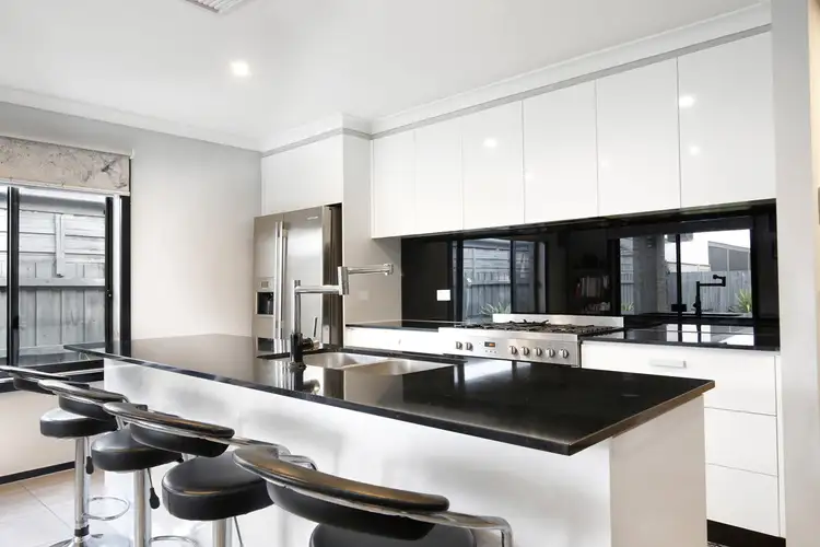 Seventh view of Homely house listing, 8 Noranda Circuit, Harkness VIC 3337