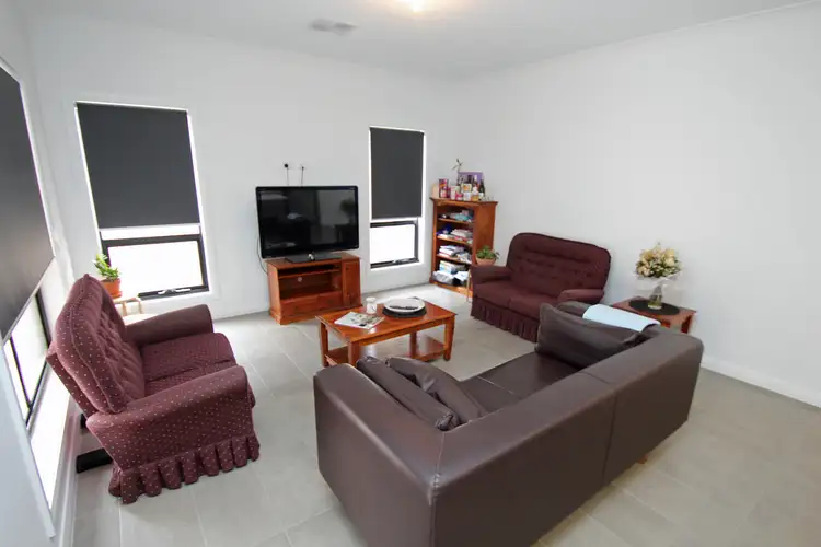 Fifth view of Homely house listing, 1 Alma Court, Renmark SA 5341
