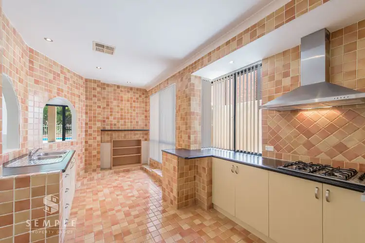 Seventh view of Homely house listing, 5 Eadie Court, Jandakot WA 6164
