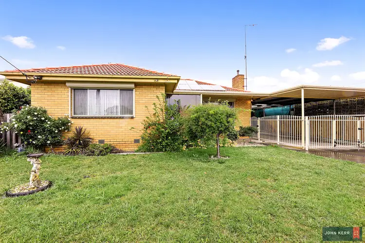 63 Hennessey Street, Moe VIC 3825