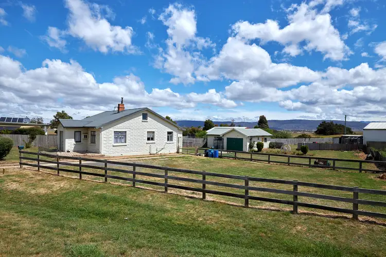 8 High Street, Campbell Town TAS 7210