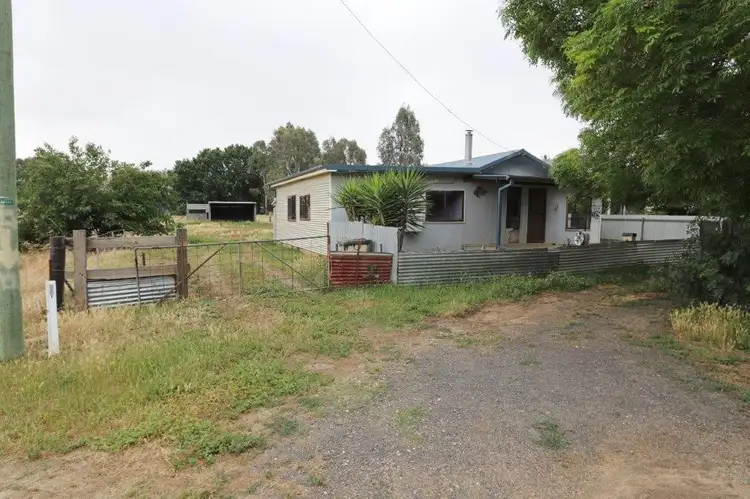 125 Camphor St, Gundagai NSW 2722